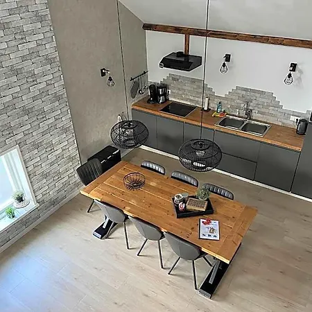 Rodenburg Couette-café 4*